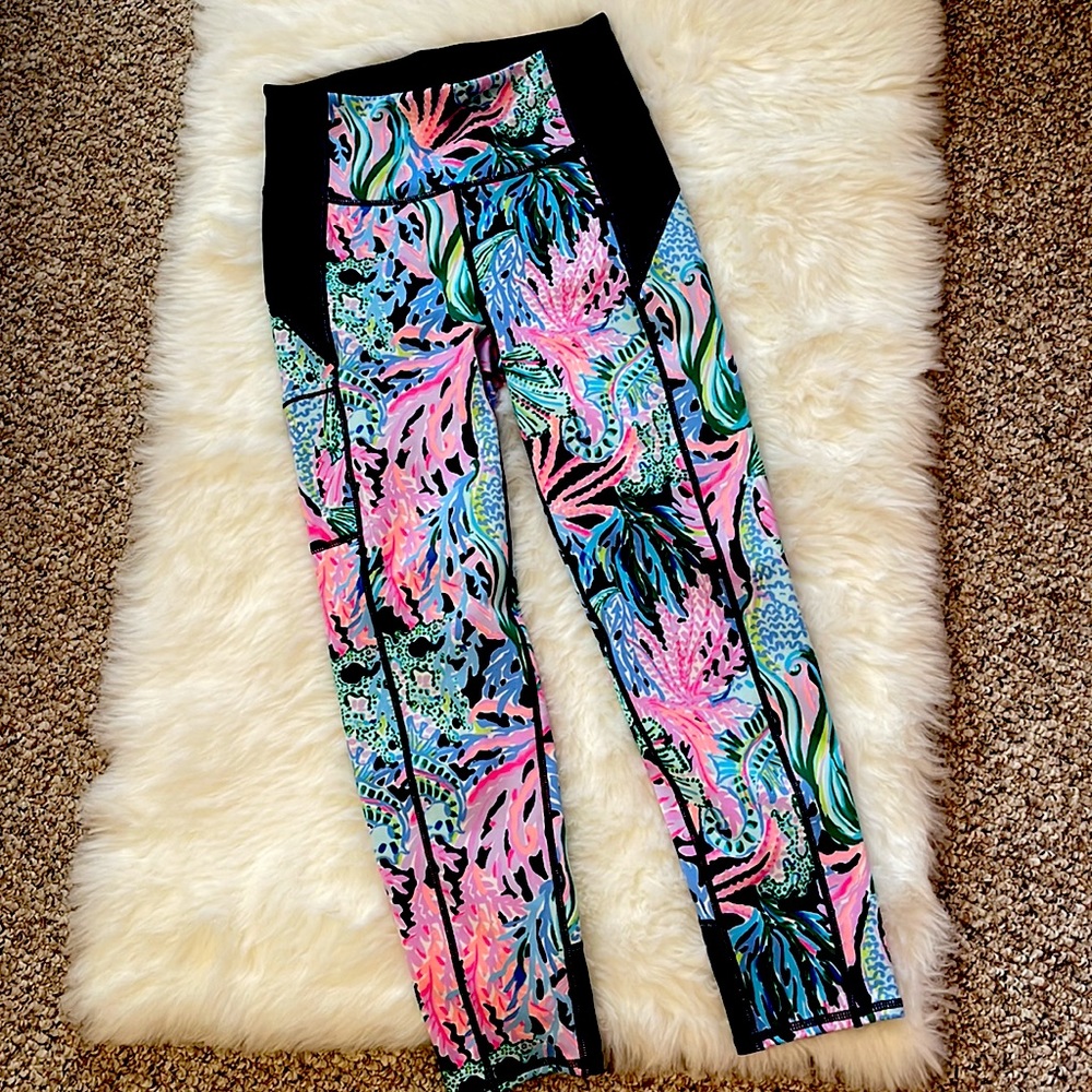 Lilly Pulitzer high rise luxletic leggings.